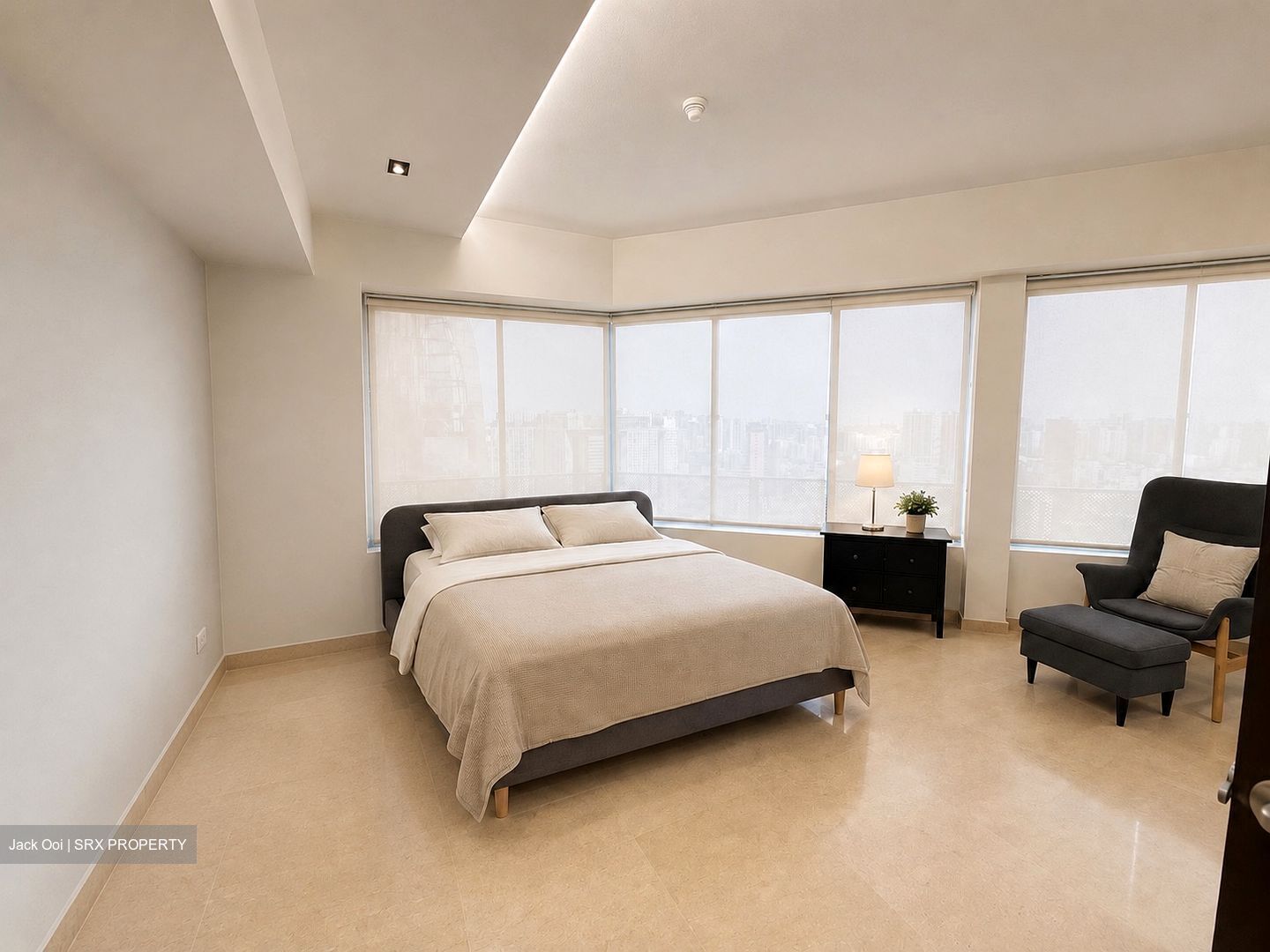 International Plaza (D2), Apartment #597733611